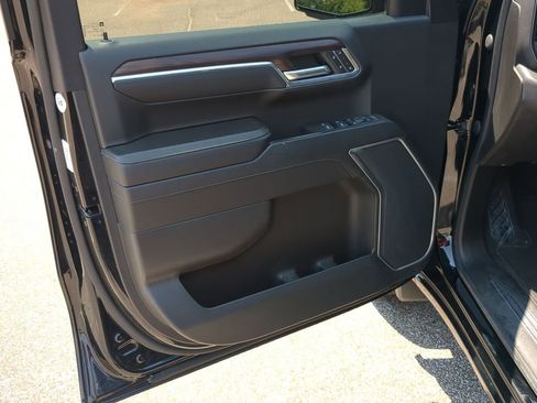 Used 2024 GMC Sierra 1500 SLT image 22