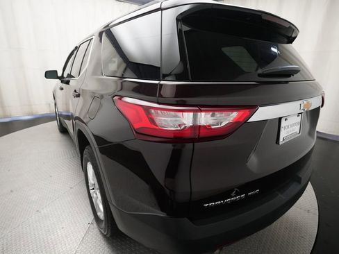 Used 2021 Chevrolet Traverse LT w/ LPO, Floor Liner Package AWD/4WD image 34