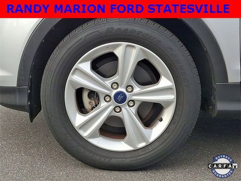 Used 2016 Ford Escape SE w/ Equipment Group 201A image 8