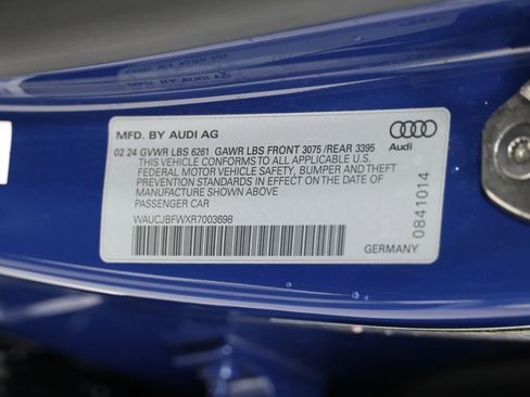 Used 2024 Audi e-tron GT Premium Plus w/ Performance Package image 95