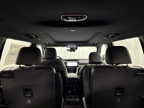 New 2026 Jeep Grand Cherokee L Limited AWD/4WD image 11