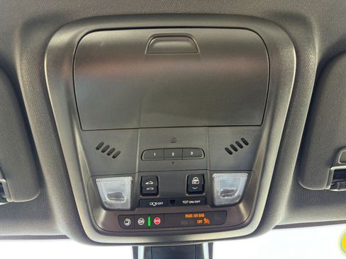 Used 2024 Chevrolet Blazer RS w/ Driver Confidence II Package AWD/4WD image 18