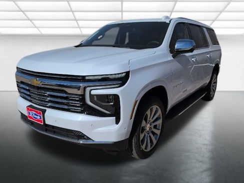 New 2026 Chevrolet Suburban Premier w/ Sun And Tow Package image 33