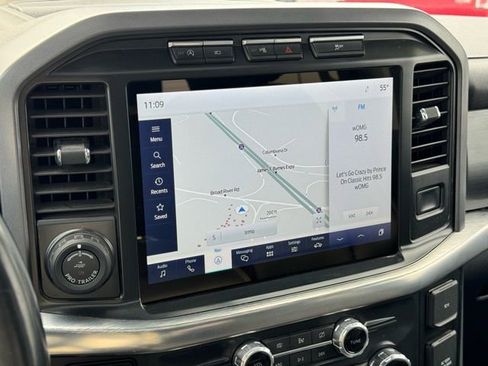 Used 2021 Ford F150 Lariat w/ Max Trailer Tow Package image 32