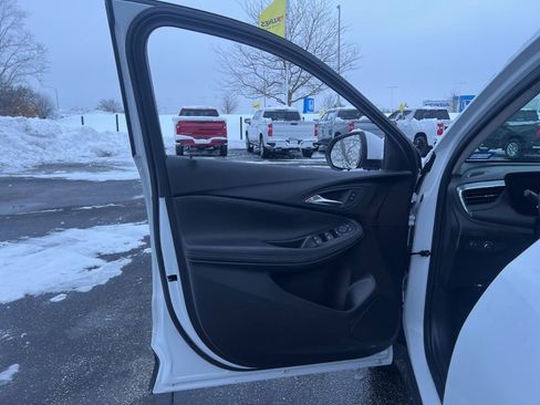 Used 2025 Buick Encore GX Preferred image 8