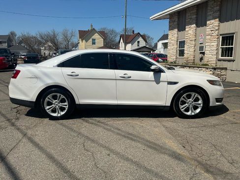 Used 2015 Ford Taurus SEL w/ Equipment Group 201A image 2