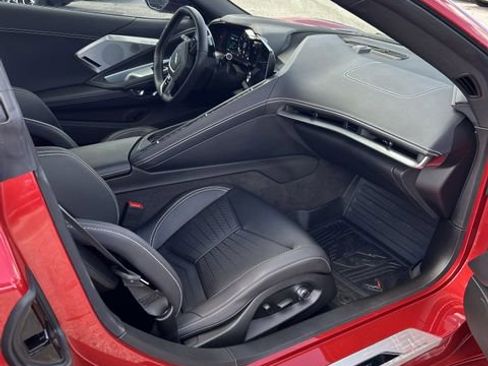 Used 2025 Chevrolet Corvette Stingray Preferred Cpe w/ Z51 Performance Package image 9