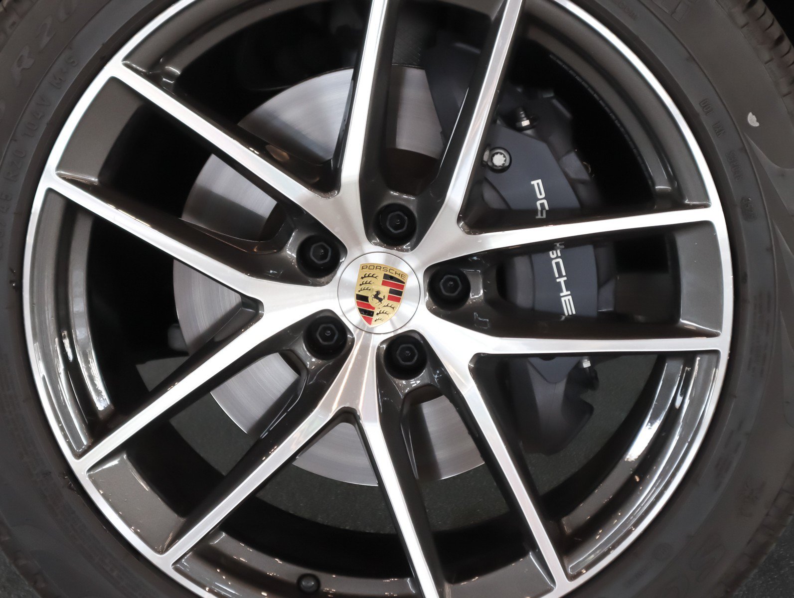 Used 2026 Porsche Macan AWD/4WD image 22