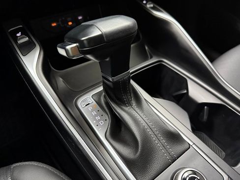 Used 2024 Kia Sorento S image 21