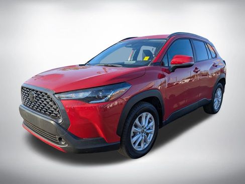 Used 2024 Toyota Corolla Cross LE FWD image 7