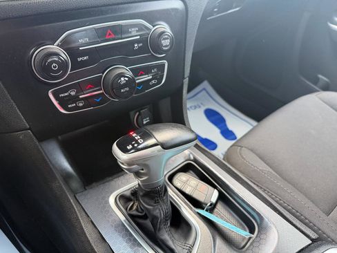 Used 2017 Dodge Charger R/T image 18