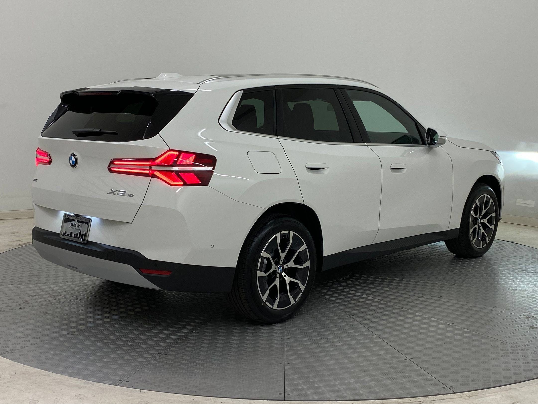 Used 2026 BMW X3 xDrive30i w/ Convenience Package AWD/4WD image 8