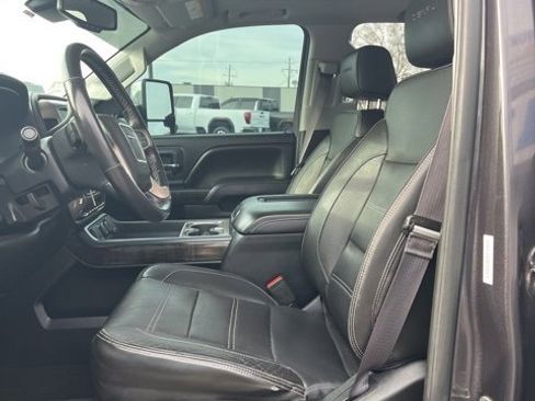 Used 2016 GMC Sierra 2500 Denali w/ Duramax Plus Package image 30