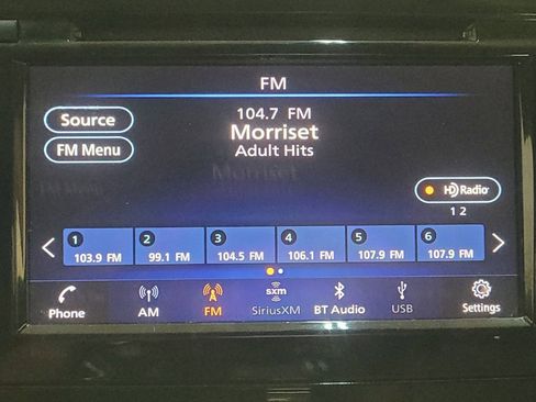 Used 2018 Nissan Rogue SL w/ Premium Package image 25