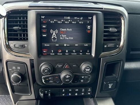 Used 2018 RAM 2500 Laramie w/ Sport Appearance Group AWD/4WD image 31