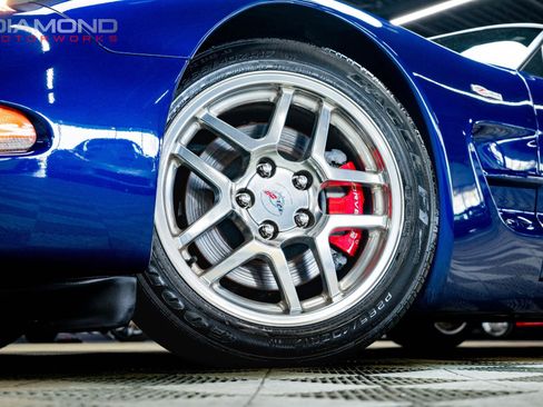 Used 2004 Chevrolet Corvette Z06 w/ Z06 Preferred Equipment Group image 7
