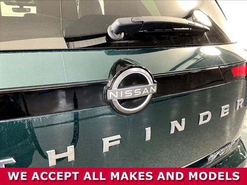 Certified 2024 Nissan Pathfinder Platinum w/ Cargo Package AWD/4WD image 24