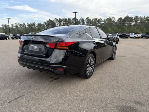 Used 2023 Nissan Altima 2.5 SV image 6