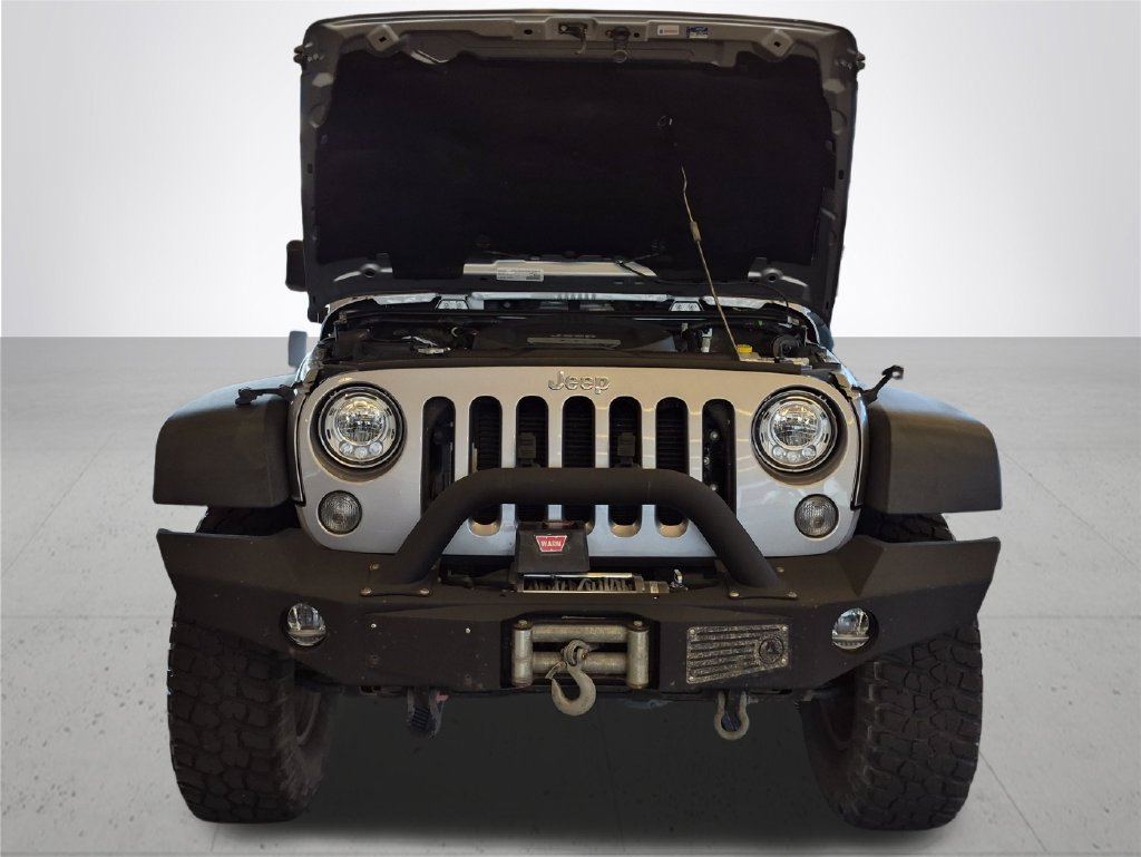 Used 2017 Jeep Wrangler Rubicon w/ Power Convenience Group AWD/4WD image 4
