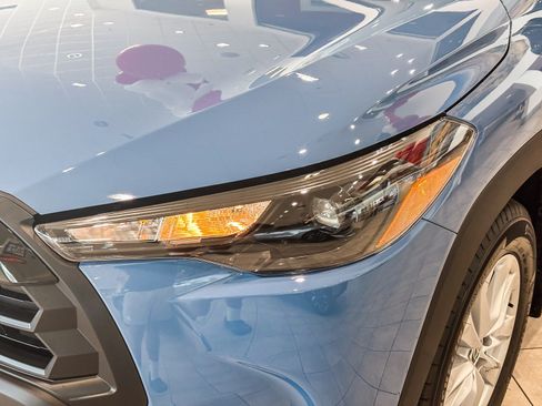 New 2026 Toyota Corolla Cross LE w/ Moonroof Package FWD image 9