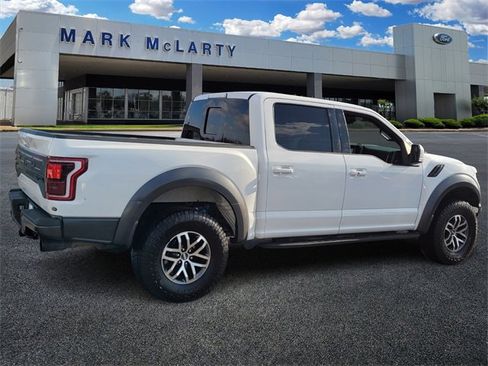 Used 2018 Ford F150 Raptor w/ Equipment Group 802A Luxury image 3