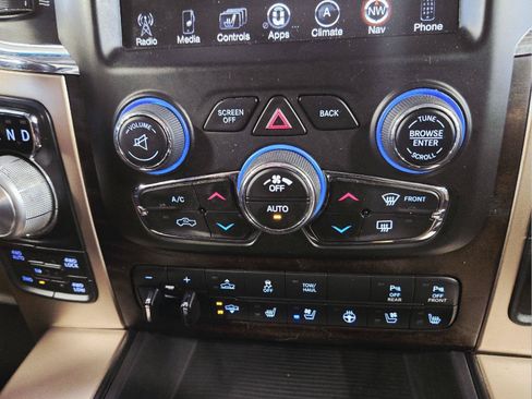 Used 2014 RAM 1500 Laramie Longhorn w/ Convenience Group AWD/4WD image 23