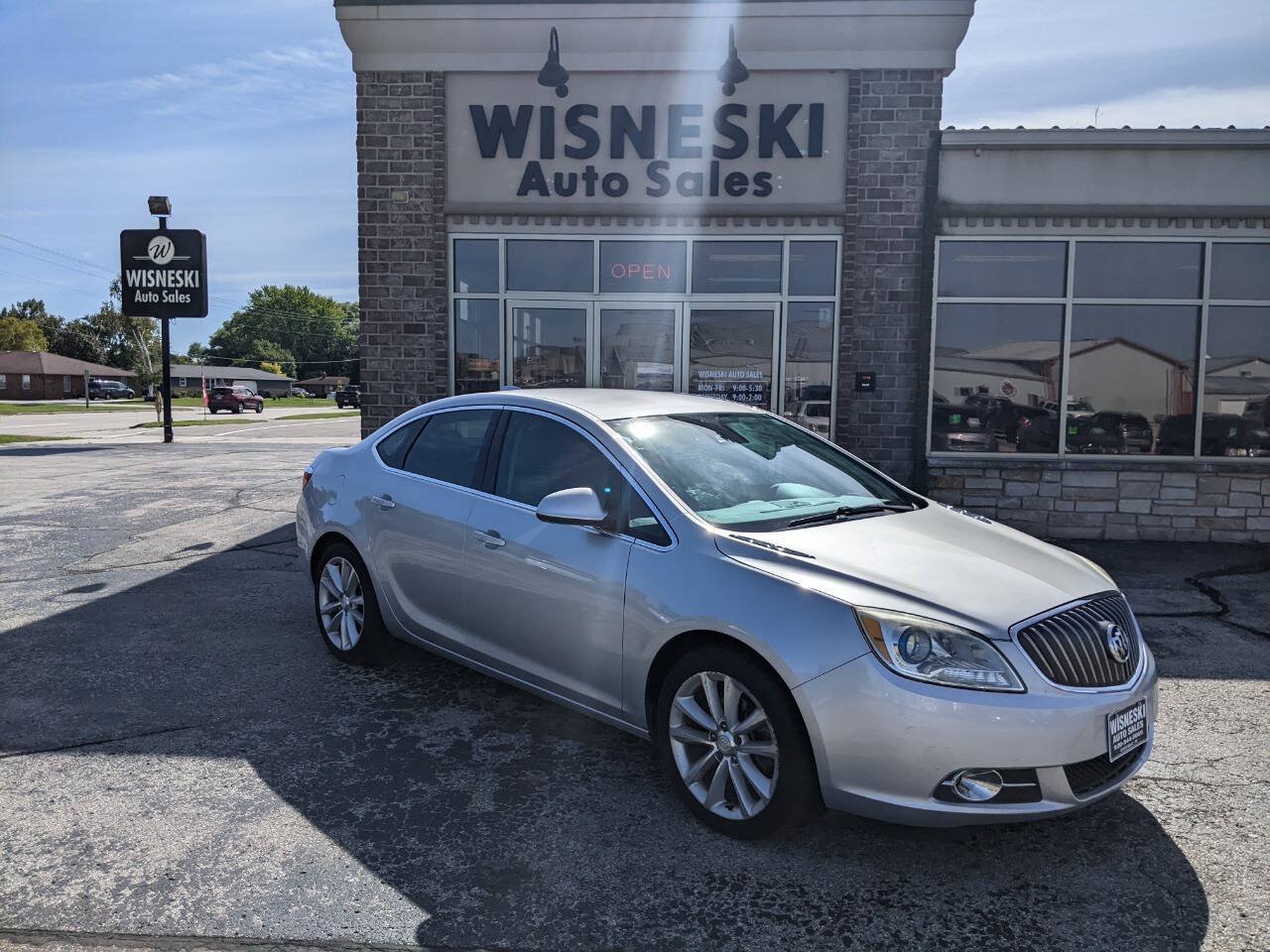 Used 2015 Buick Verano Convenience FWD image 1