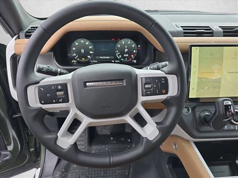 New 2026 Land Rover Defender 110 X-Dynamic SE AWD/4WD image 18