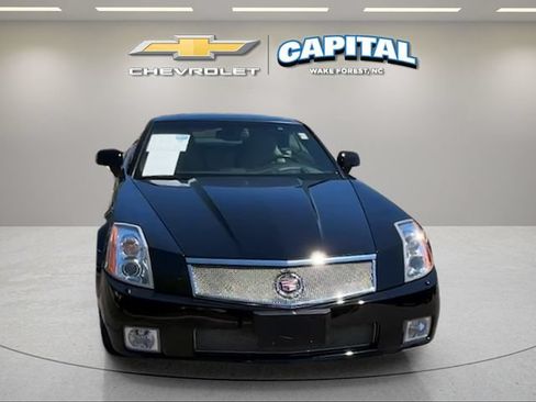 Used 2006 Cadillac XLR V RWD image 9