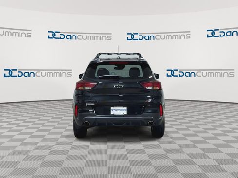 Used 2021 Chevrolet TrailBlazer RS w/ Sun and Liftgate Package AWD/4WD image 7
