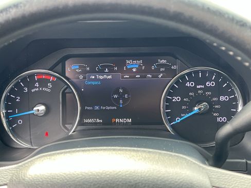 Used 2022 Ford F250 Lariat w/ Black Appearance Package image 16