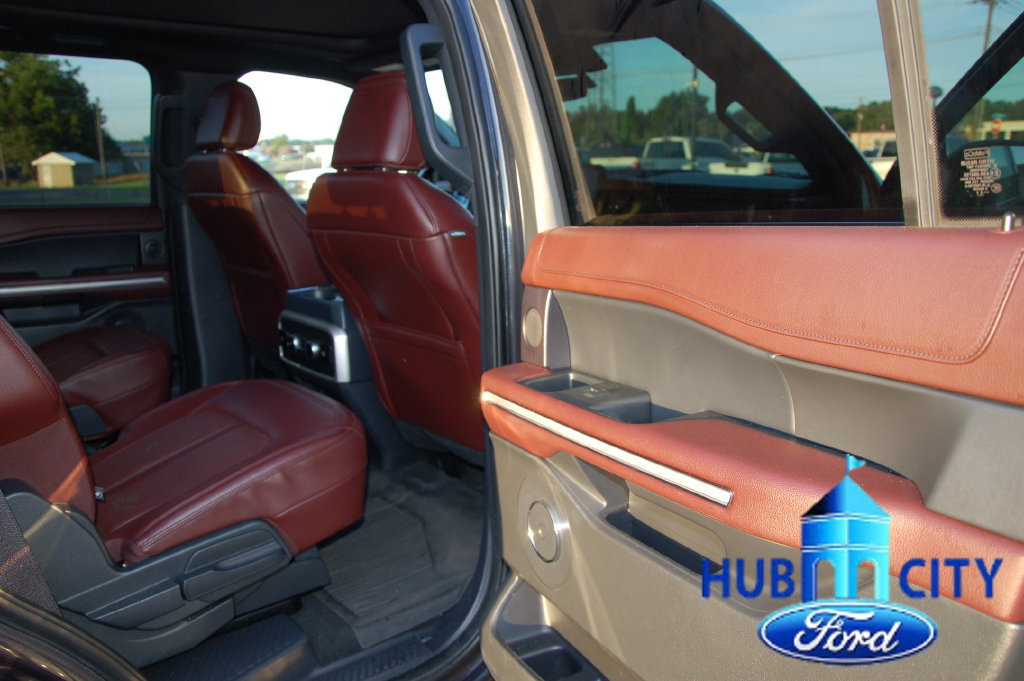 Used 2024 Ford Expedition Limited RWD image 14
