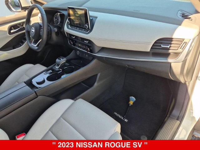 Certified 2023 Nissan Rogue SV w/ SV Premium B Package AWD/4WD image 39