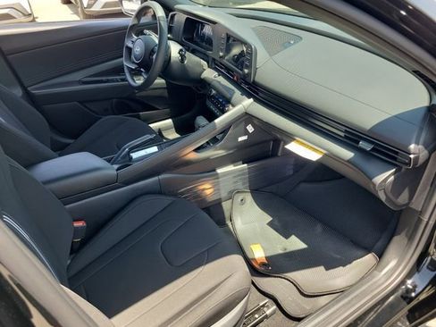 New 2026 Hyundai Elantra Sport FWD image 19