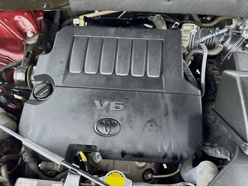 Used 2014 Toyota Highlander Plus FWD image 36