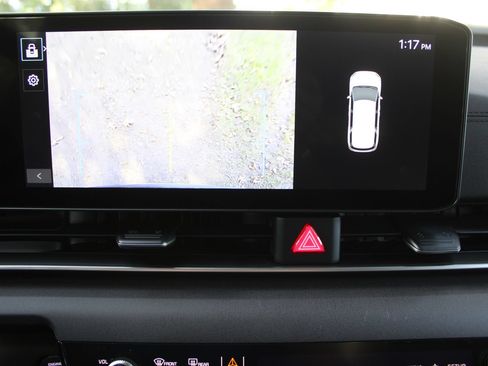New 2026 Kia Carnival EX FWD image 57