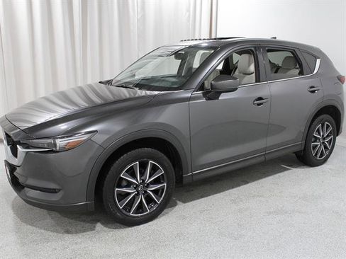 Used 2017 MAZDA CX-5 Grand Touring image 3