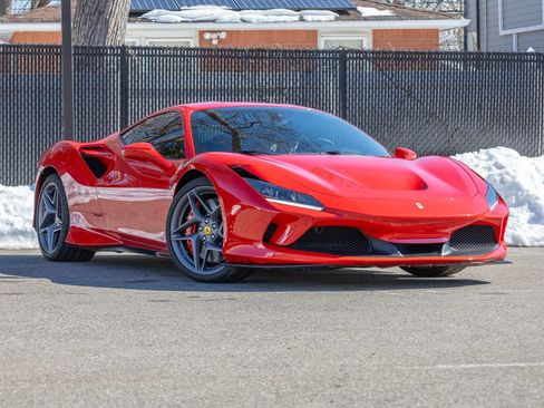 Used 2020 Ferrari F8 Tributo image 2