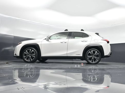 Used 2020 Lexus UX 250h w/ Premium Package AWD/4WD image 7
