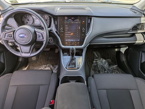 Certified 2021 Subaru Outback Premium image 17