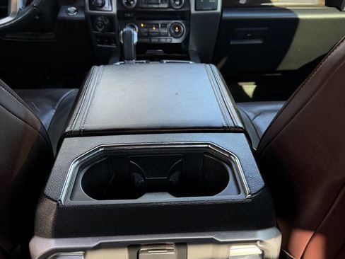 Used 2016 Ford F150 Platinum w/ Equipment Group 701A Luxury image 18