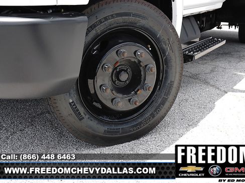 New 2024 Ford F150 image 41