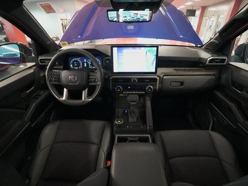 Used 2024 Toyota Tacoma Limited image 19