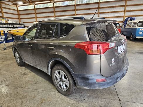 Used 2014 Toyota RAV4 LE AWD/4WD image 6