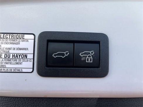 Used 2023 Toyota Corolla Cross AWD Hybrid image 34