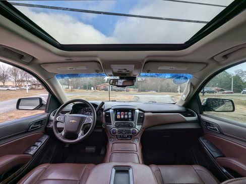 Used 2015 Chevrolet Tahoe LTZ image 17