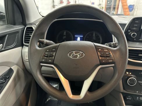 Used 2019 Hyundai Tucson Value AWD/4WD image 16