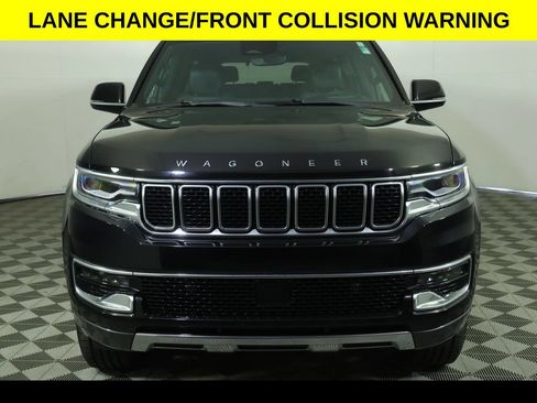 Used 2022 Jeep Wagoneer Series III w/ Flexible Seating Group AWD/4WD image 11