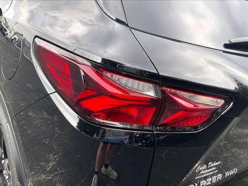 Used 2022 Chevrolet Blazer LT AWD/4WD image 27