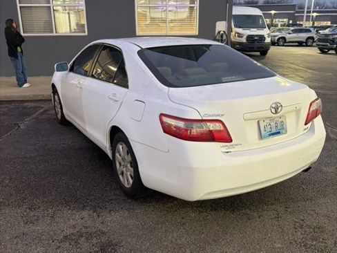 Used 2007 Toyota Camry XLE image 7